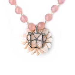 Κολιέ με λευκόχρυσο κούμπωμα K18, Pink Quartz και μαργαριτάρια - M114955